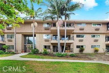 Property photo for 2354 Via Mariposa W, #2F, Laguna Woods, CA