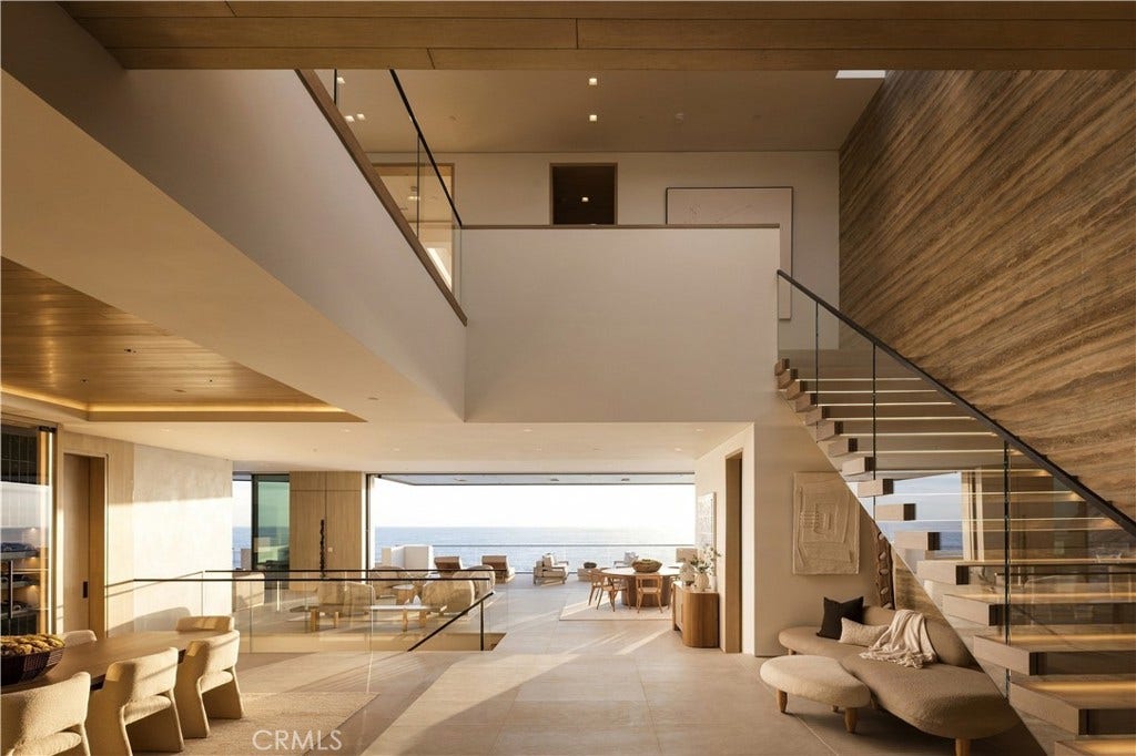 1 Strand Beach Dr, Dana Point, CA 92629 Entry