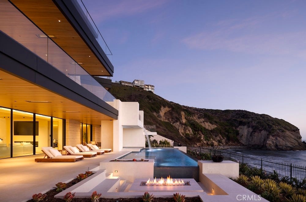 1 Strand Beach Dr, Dana Point, CA 92629 Welcome to 1 Strand
