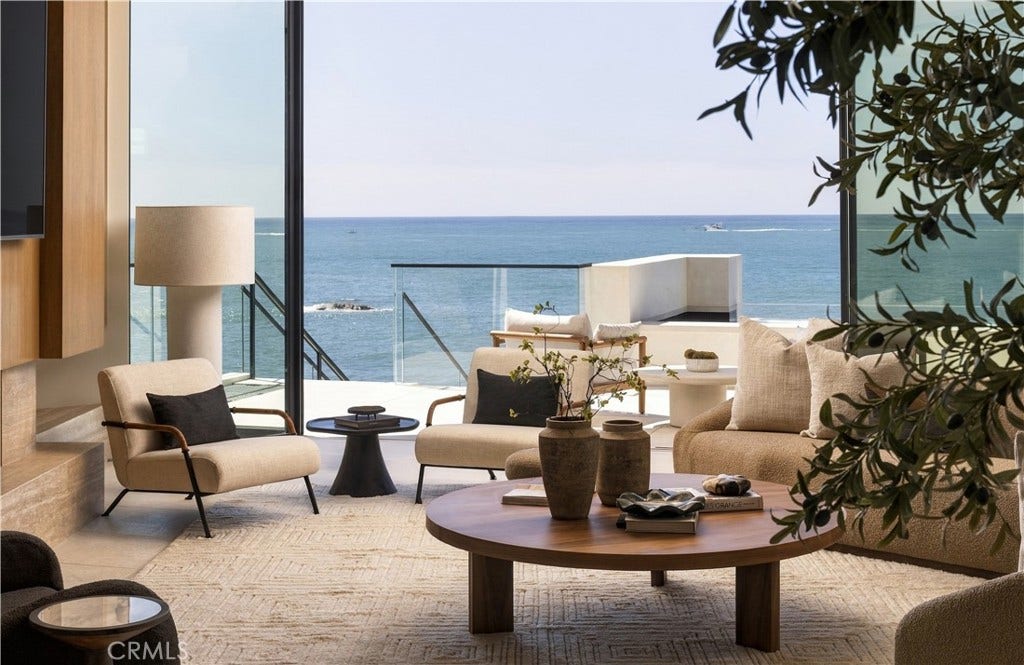 1 Strand Beach Dr, Dana Point, CA 92629 Living Room