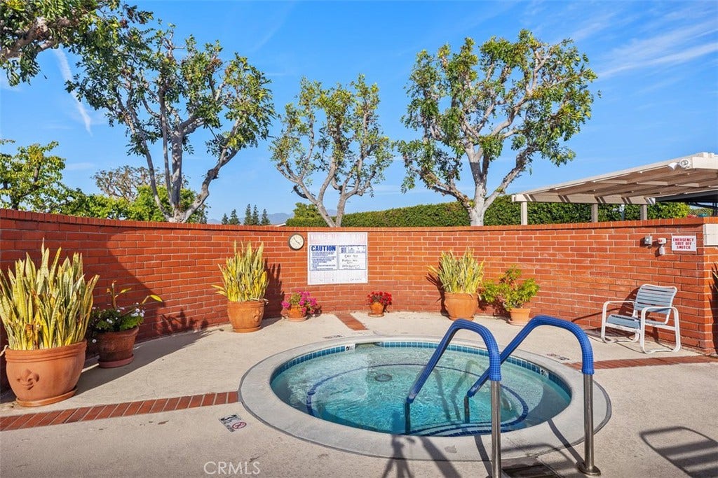 24701 Raymond Way, #135, Lake Forest, CA 92630 24701 Raymond Way, #135, Lake Forest, CA 92630