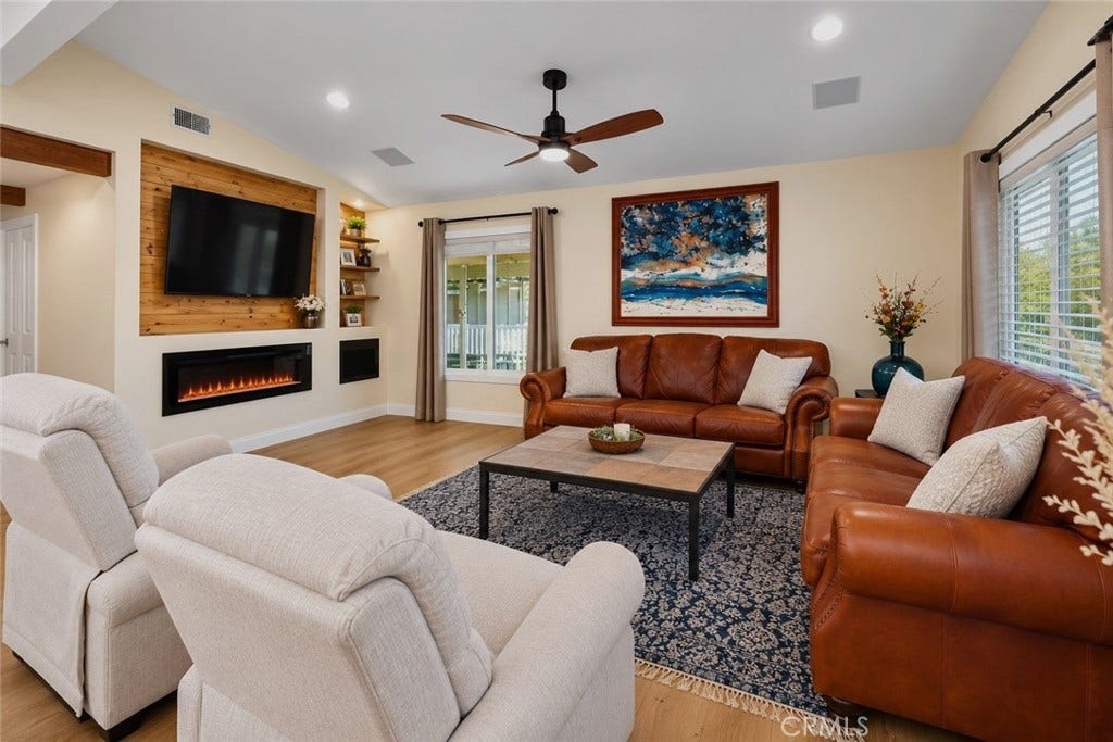24701 Raymond Way, #135, Lake Forest, CA 92630 24701 Raymond Way, #135, Lake Forest, CA 92630