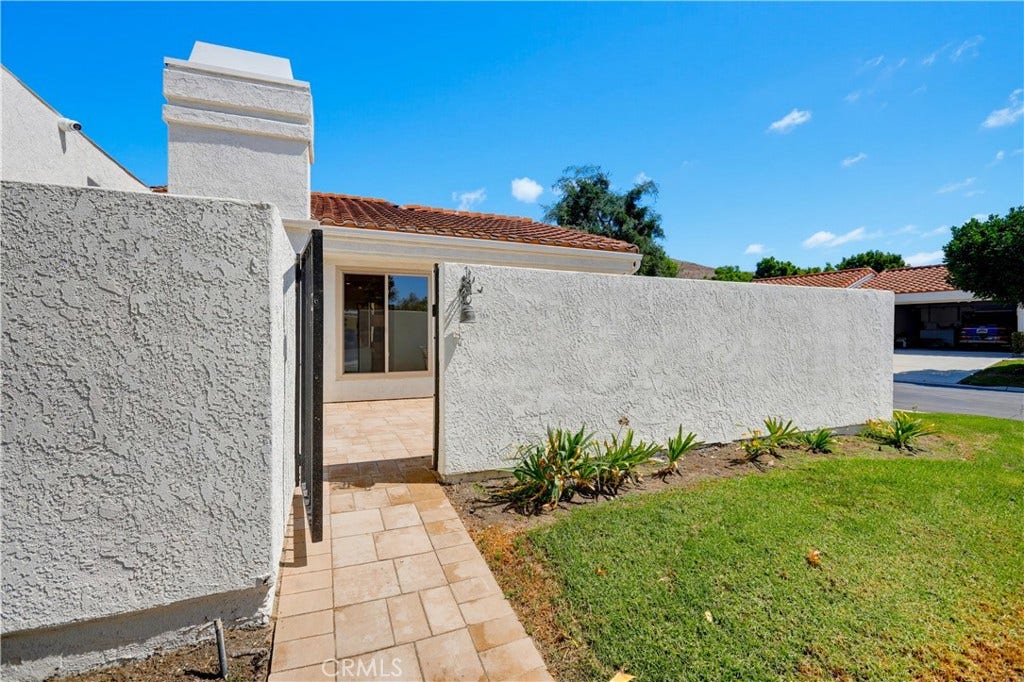 31911 Via Flores, #27, San Juan Capistrano, CA 92675 31911 Via Flores, #27, San Juan Capistrano, CA 92675