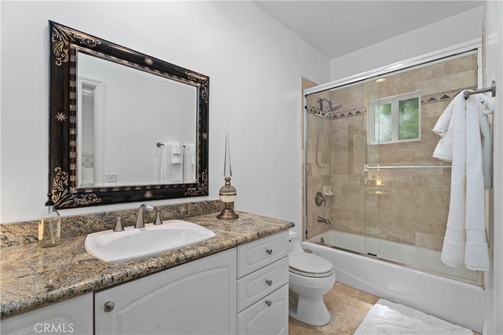 14 Marana, San Clemente, CA 92673 1 of 4 bathrooms
