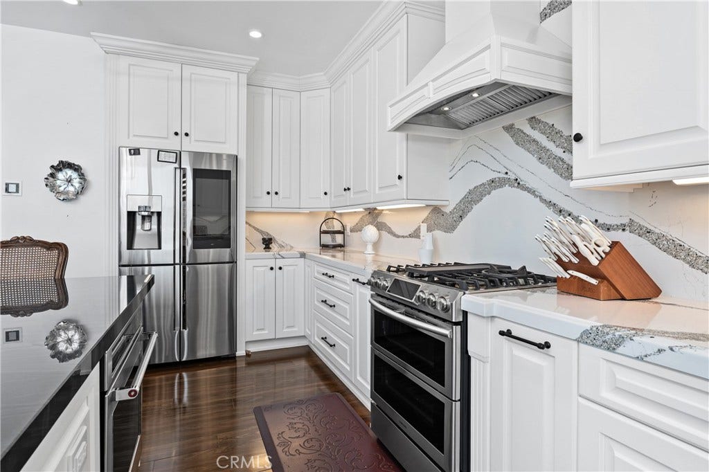 14 Marana, San Clemente, CA 92673 2 ovens