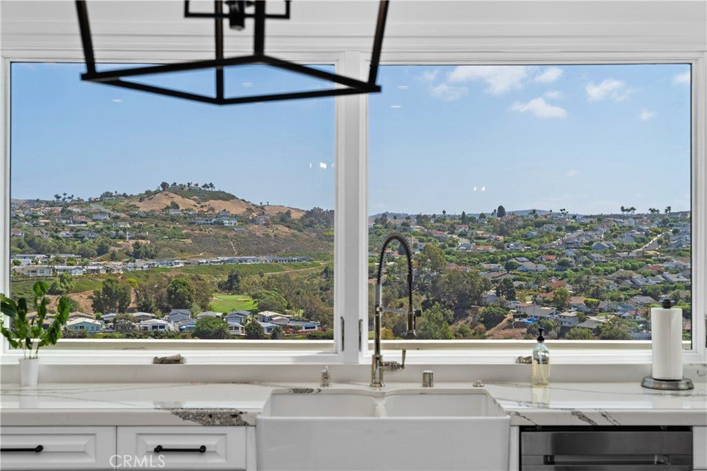 14 Marana, San Clemente, CA 92673 Incredible views while doing dishes