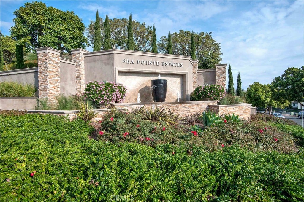 14 Marana, San Clemente, CA 92673 Sea point Estates