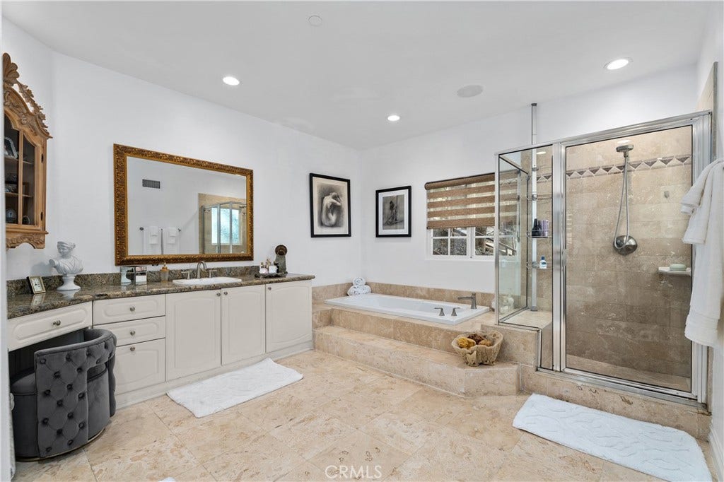 14 Marana, San Clemente, CA 92673 Spa bathroom with soaking tub