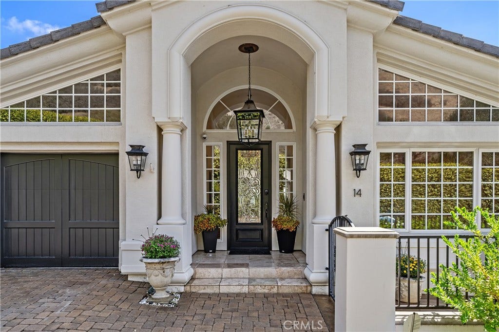 14 Marana, San Clemente, CA 92673 Beautiful glass entry doors