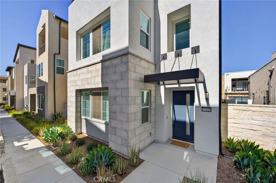 Property photo for 27216 Coyote Bush Court, Valencia, CA