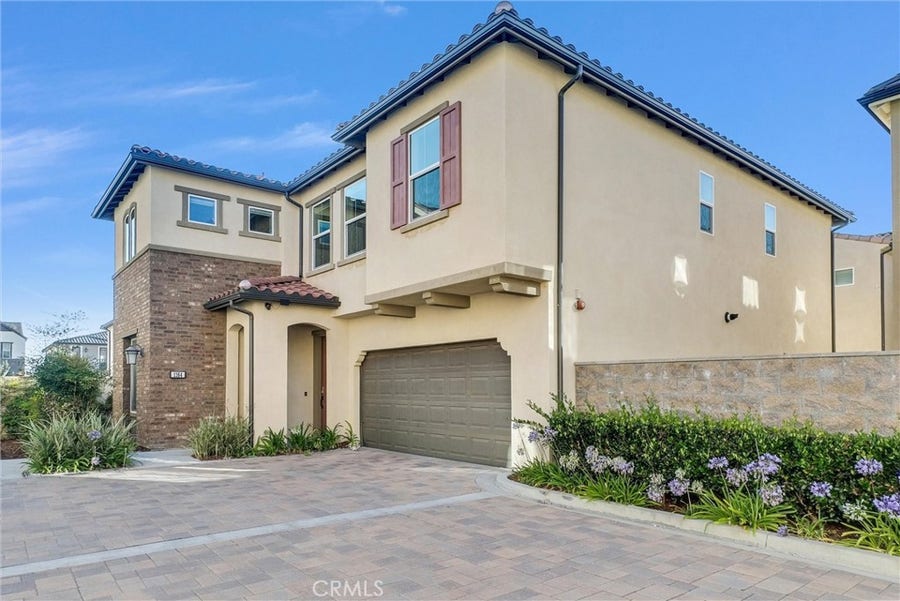 Property photo for 1164 Portola Oaks Dr, Lake Forest, CA