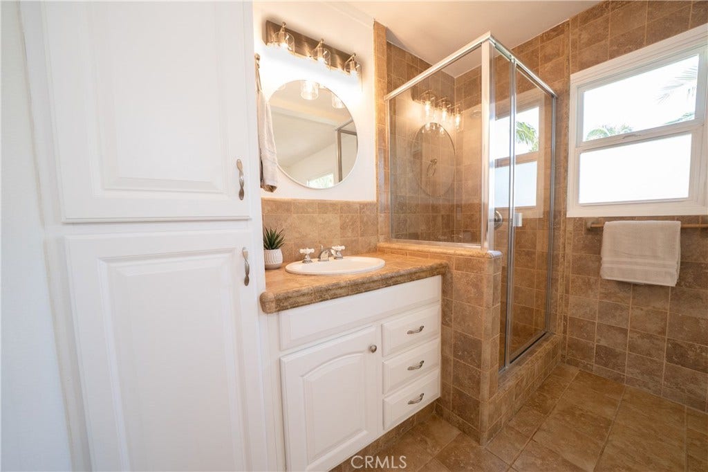 14621 Davis Street, Westminster, CA 92683 14621 Davis Street, Westminster, CA 92683