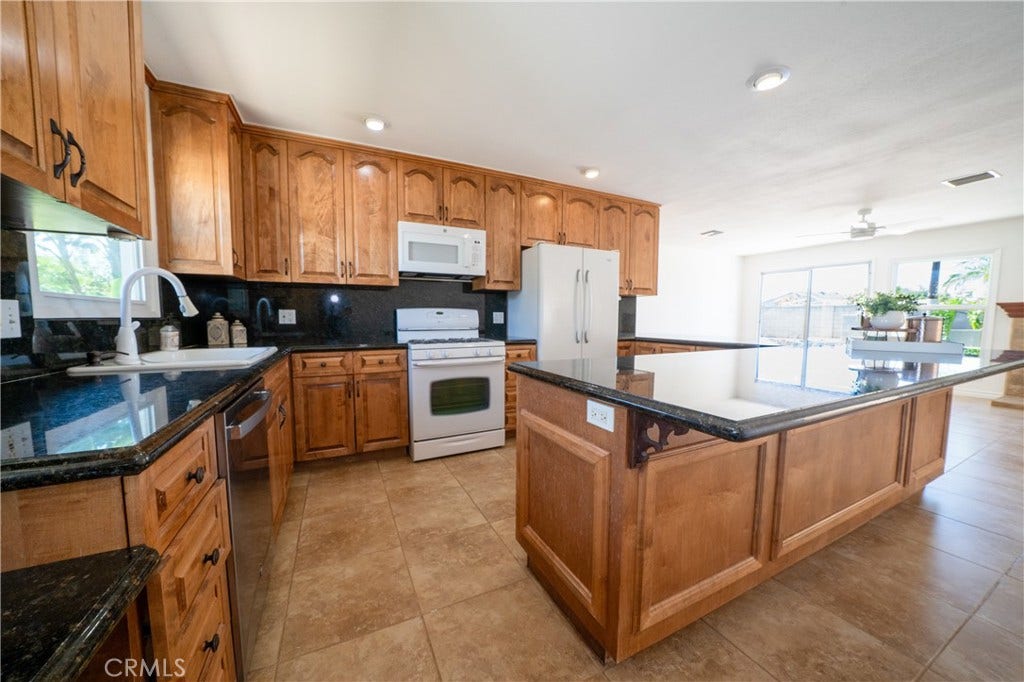 14621 Davis Street, Westminster, CA 92683 14621 Davis Street, Westminster, CA 92683