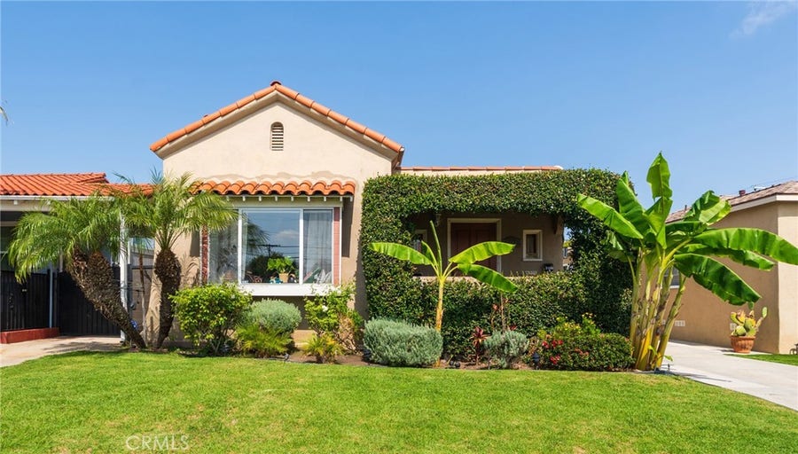 Property photo for 4011 W 60th, Los Angeles, CA