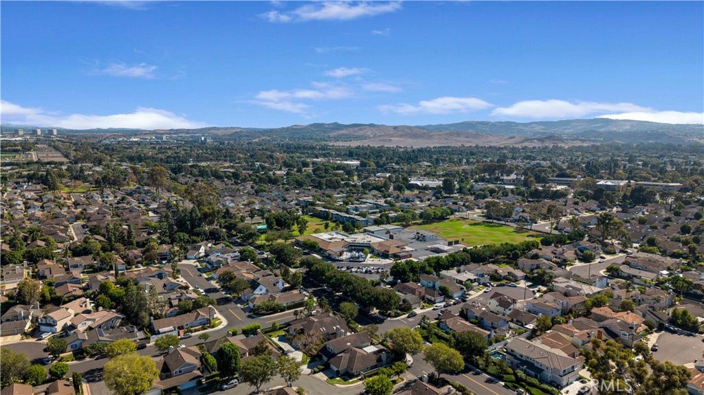 Woodbridge boasts 22 pools, 2 lakes, and it is said that you are no more than 200 feet from a park or greenbelt.