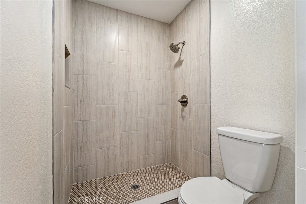 6226 Hefley, Westminster, CA 92683 6226 Hefley, Westminster, CA 92683