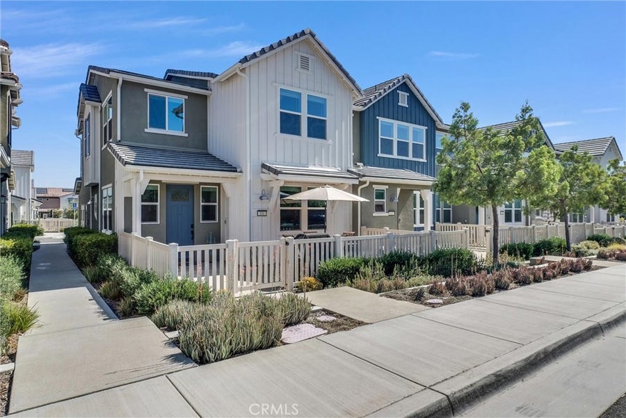 Property photo for 3948 Lavine Way, #101, Corona, CA