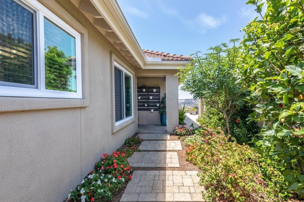 27589 Paseo Segovia, San Juan Capistrano, CA 92675 27589 Paseo Segovia, San Juan Capistrano, CA 92675