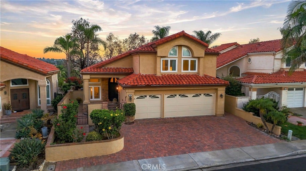 14 Novilla, Laguna Niguel, CA 92677 14 Novilla, Laguna Niguel, CA 92677