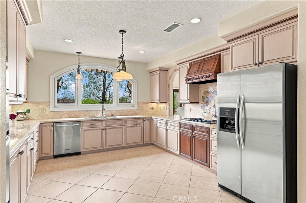 14 Novilla, Laguna Niguel, CA 92677 14 Novilla, Laguna Niguel, CA 92677