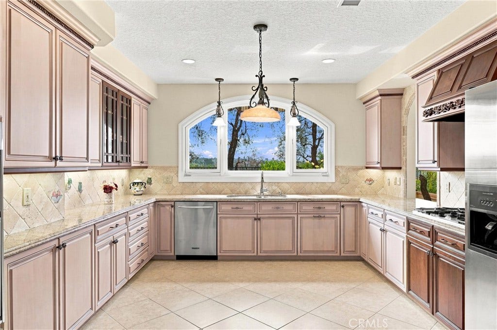 14 Novilla, Laguna Niguel, CA 92677 14 Novilla, Laguna Niguel, CA 92677