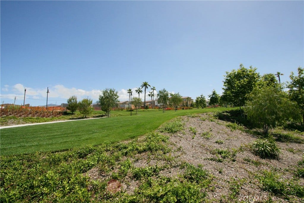 92 Fuchsia, Lake Forest, CA 92630 92 Fuchsia, Lake Forest, CA 92630