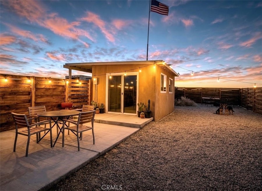 Property photo for 19 Easy Street, Palms, CA