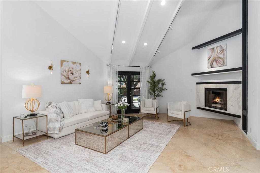 25901 Nellie Gail, Laguna Hills, CA 92653 25901 Nellie Gail, Laguna Hills, CA 92653