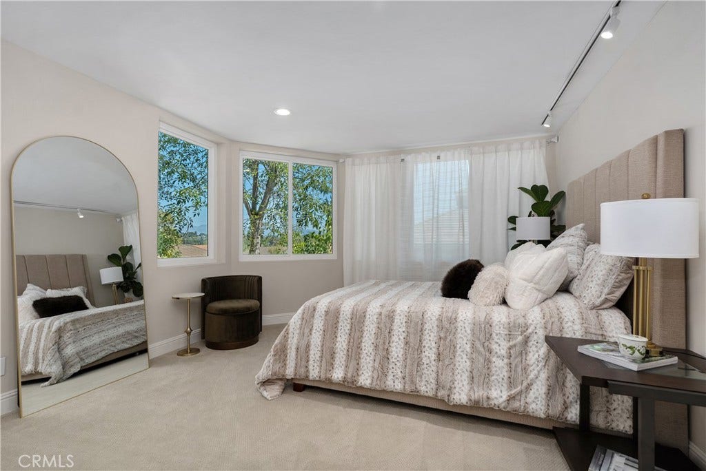 25901 Nellie Gail, Laguna Hills, CA 92653 primary bed