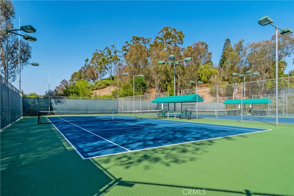 25901 Nellie Gail, Laguna Hills, CA 92653 25901 Nellie Gail, Laguna Hills, CA 92653