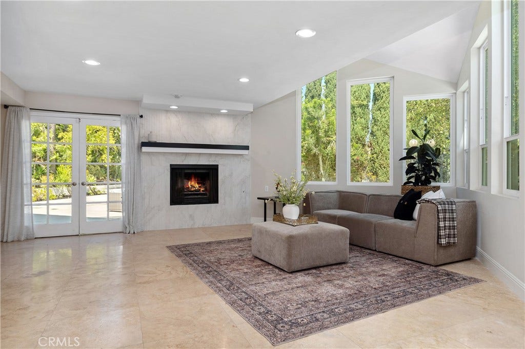 25901 Nellie Gail, Laguna Hills, CA 92653 25901 Nellie Gail, Laguna Hills, CA 92653