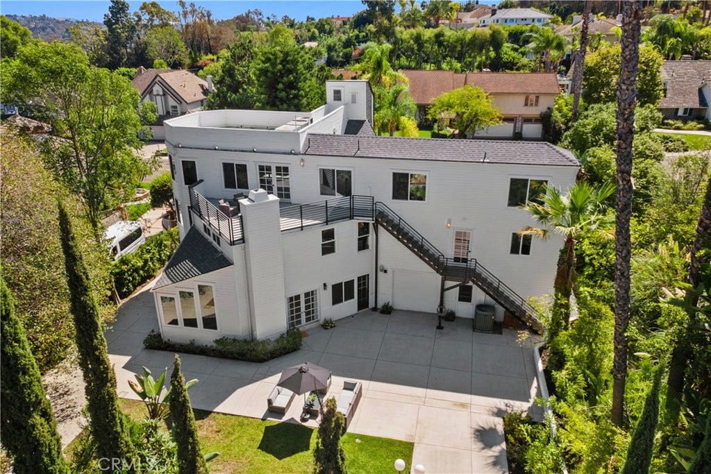 25901 Nellie Gail, Laguna Hills, CA 92653 25901 Nellie Gail, Laguna Hills, CA 92653