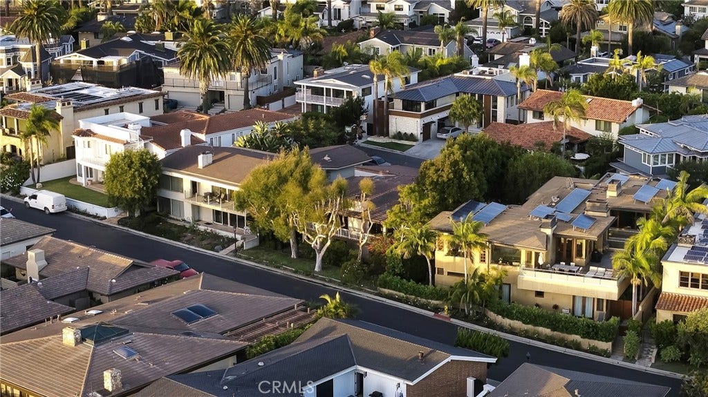 4030 Calle Lisa, San Clemente, CA 92672 4030 Calle Lisa, San Clemente, CA 92672