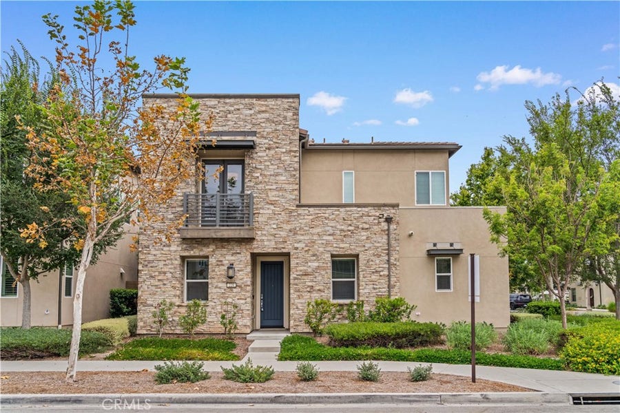 Property photo for 220 Follyhatch, Irvine, CA