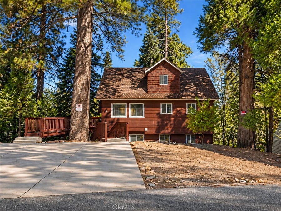Property photo for 466 S Ca-173, Lake Arrowhead, CA
