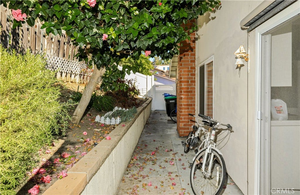 33851 Calle De Bonanza, San Juan Capistrano, CA 92675 33851 Calle De Bonanza, San Juan Capistrano, CA 92675