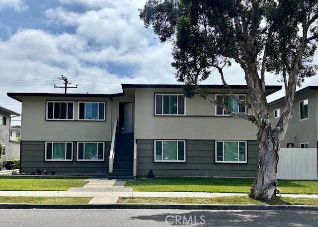 Property photo for 2904 Peppertree Lane, Costa Mesa, CA
