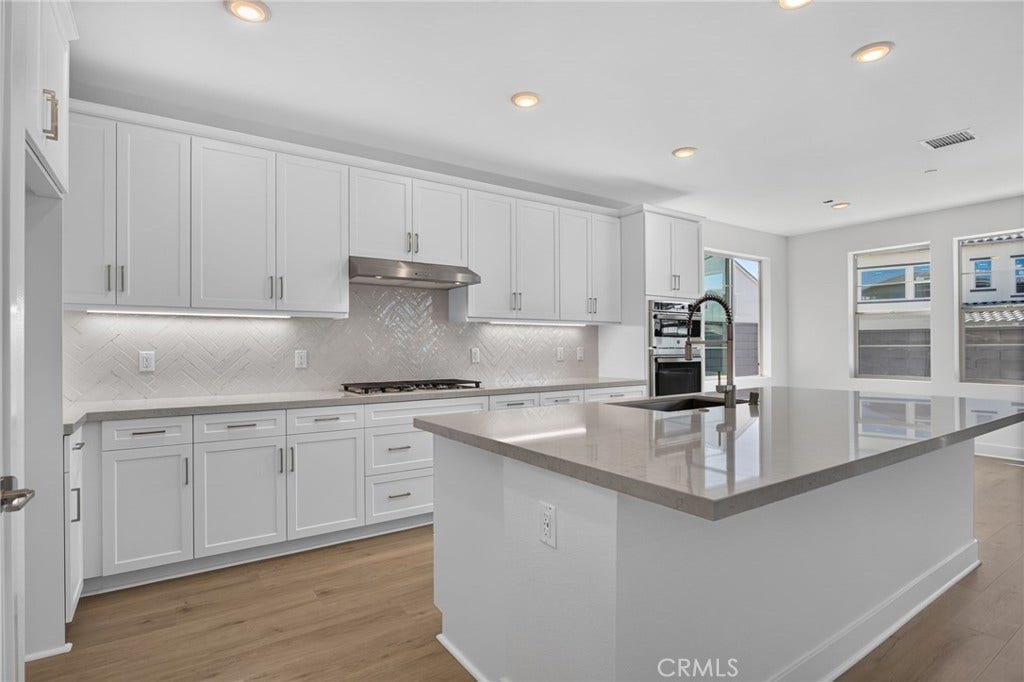 5064 Solace Drive, Rancho Mission Viejo, CA 92694 5064 Solace Drive, Rancho Mission Viejo, CA 92694