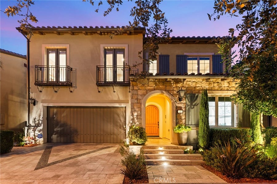 Property photo for 46 Shadybend, Irvine, CA