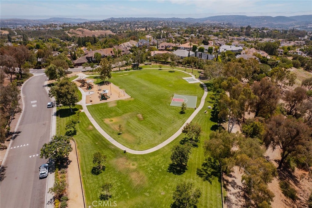 27401 Lost Colt Drive, Laguna Hills, CA 92653 27401 Lost Colt Drive, Laguna Hills, CA 92653