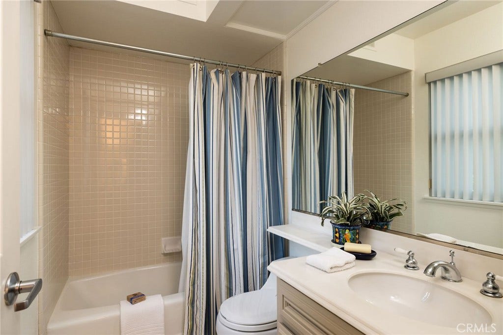 27401 Lost Colt Drive, Laguna Hills, CA 92653 27401 Lost Colt Drive, Laguna Hills, CA 92653
