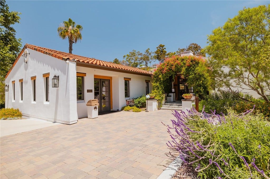 27401 Lost Colt Drive, Laguna Hills, CA 92653 27401 Lost Colt Drive, Laguna Hills, CA 92653