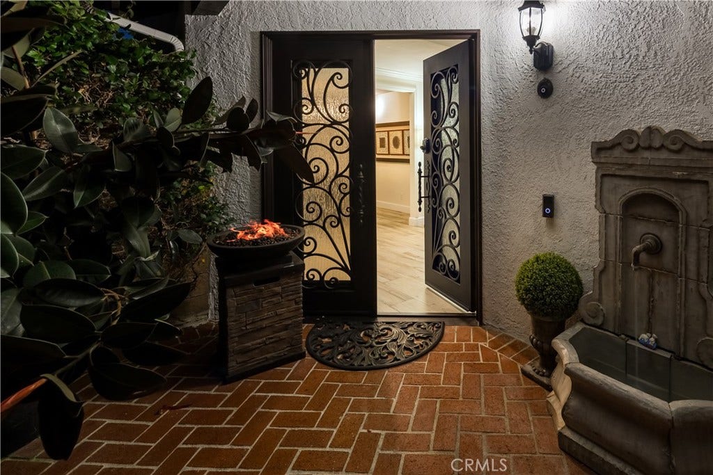 26271 Ganiza, Mission Viejo, CA 92692 26271 Ganiza, Mission Viejo, CA 92692