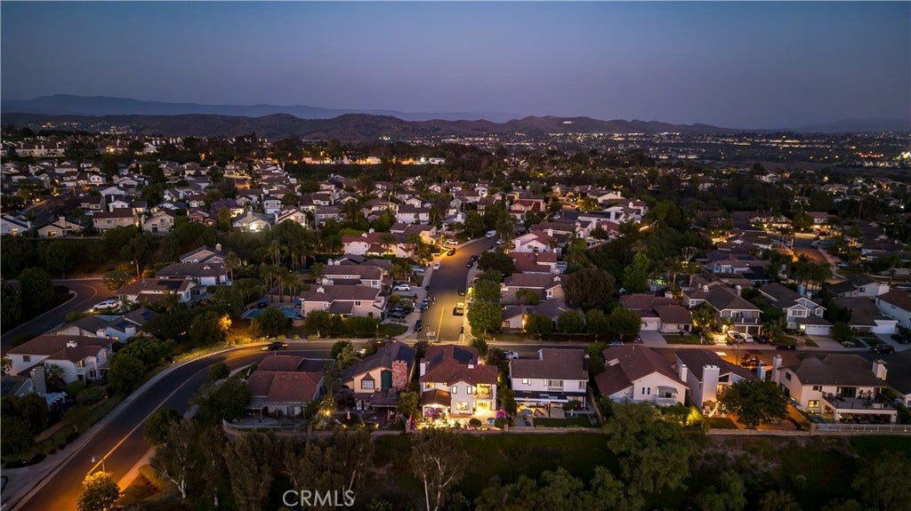 26271 Ganiza, Mission Viejo, CA 92692 26271 Ganiza, Mission Viejo, CA 92692