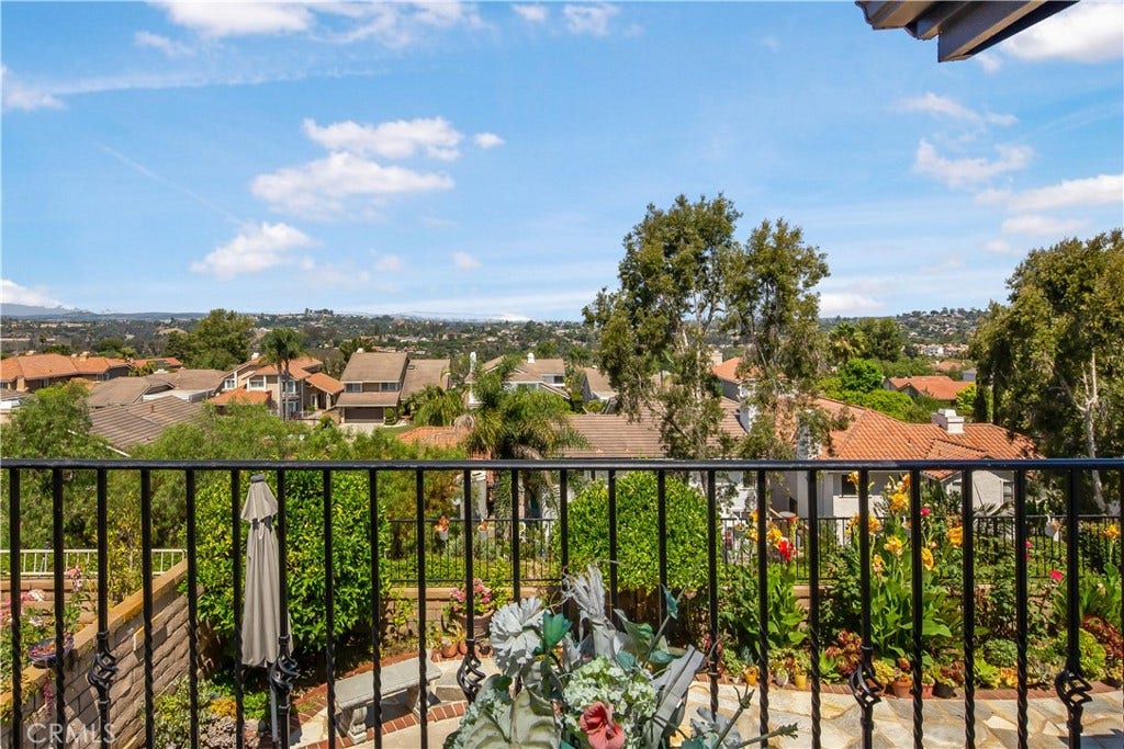 26271 Ganiza, Mission Viejo, CA 92692 26271 Ganiza, Mission Viejo, CA 92692