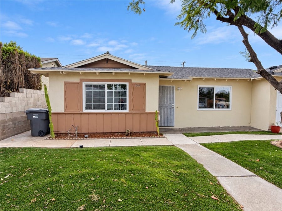 Property photo for 1420 Avenida Del Vista, Corona, CA