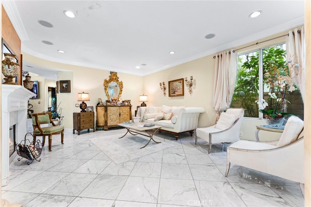 27201 S Ridge Drive, Mission Viejo, CA 92692 Family Room