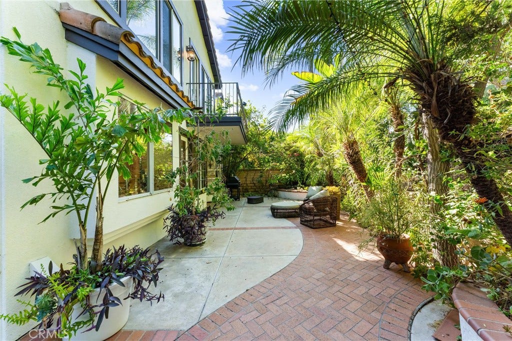 27201 S Ridge Drive, Mission Viejo, CA 92692 Side Yard