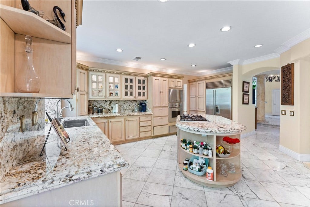 27201 S Ridge Drive, Mission Viejo, CA 92692 27201 S Ridge Drive, Mission Viejo, CA 92692