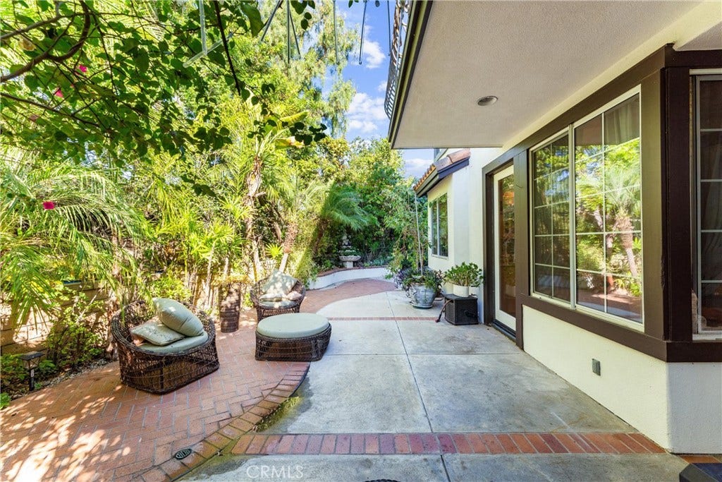 27201 S Ridge Drive, Mission Viejo, CA 92692 27201 S Ridge Drive, Mission Viejo, CA 92692